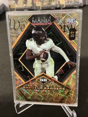 Auto Mania PRIZM Football Trading Card - White